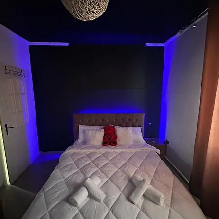 Cityaura Apartment *
